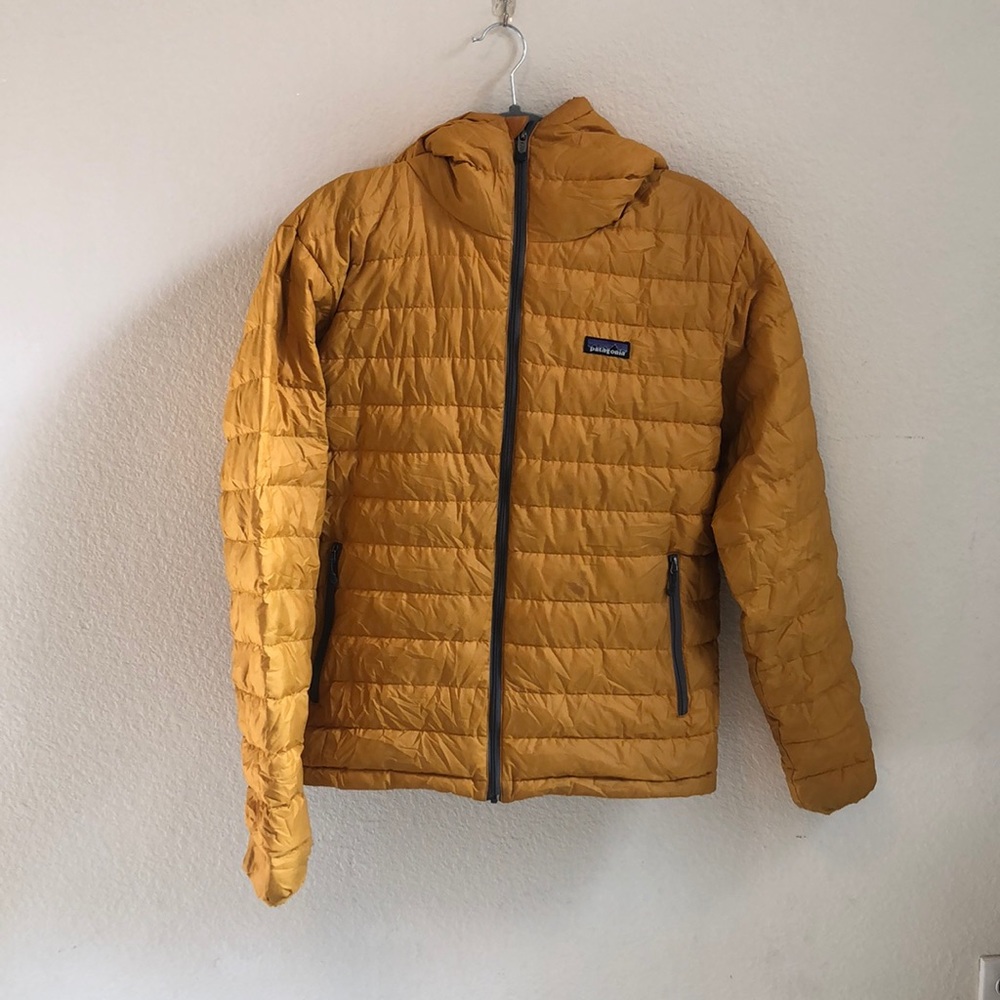 Gold Yellow Patagonia Down Sweater MENS SMALL.